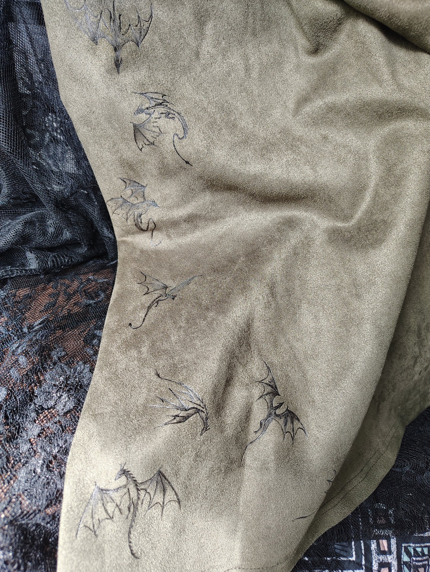 'Dragons & Wildflowers' Size Medium