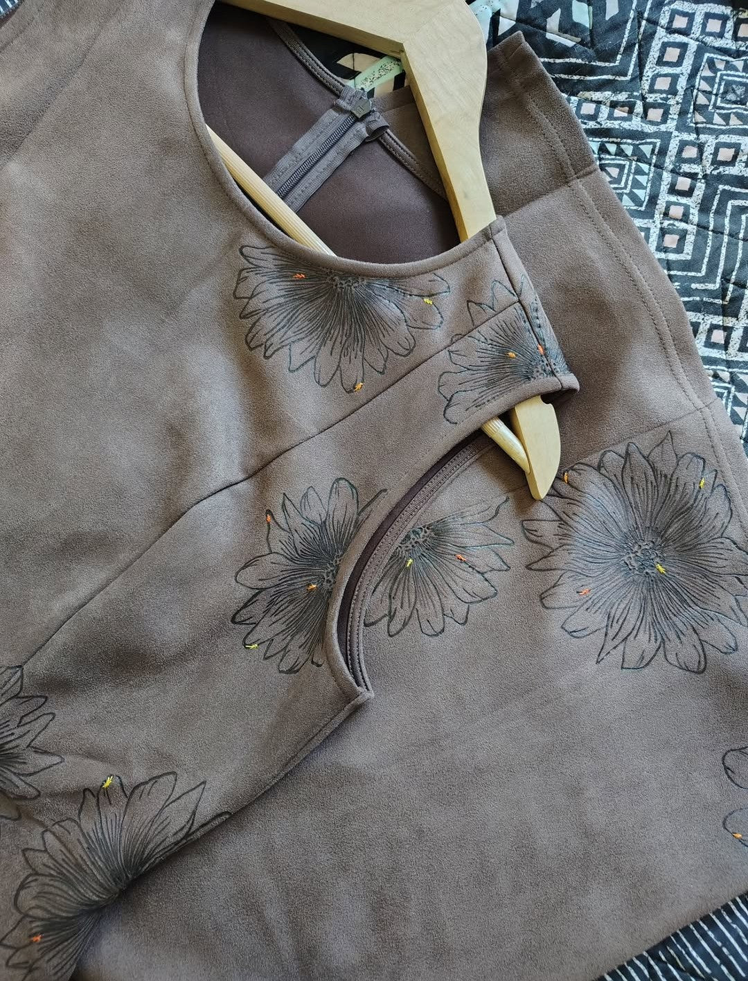 'Sunflowers'- Size Medium